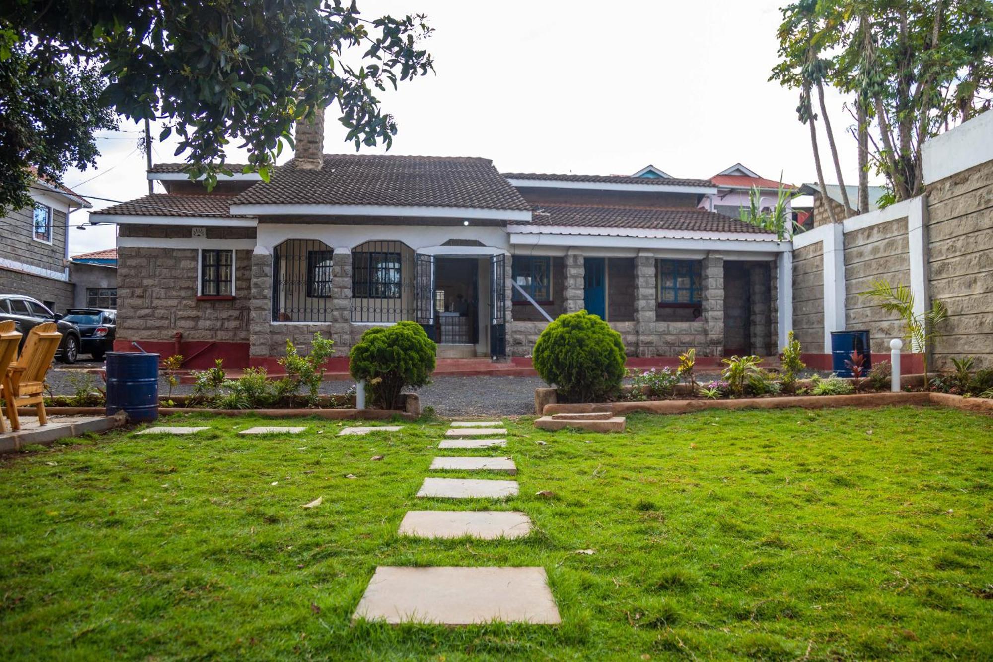 Keyman Address Villa Nyeri Luaran gambar